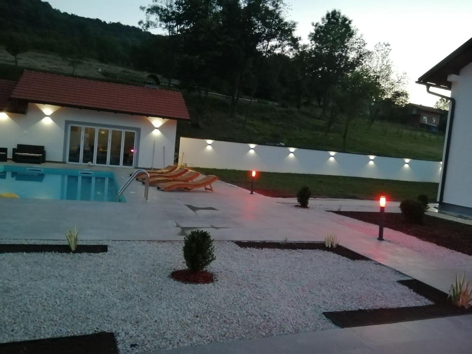 Romantic Lodge Banja Luka Buitenkant foto