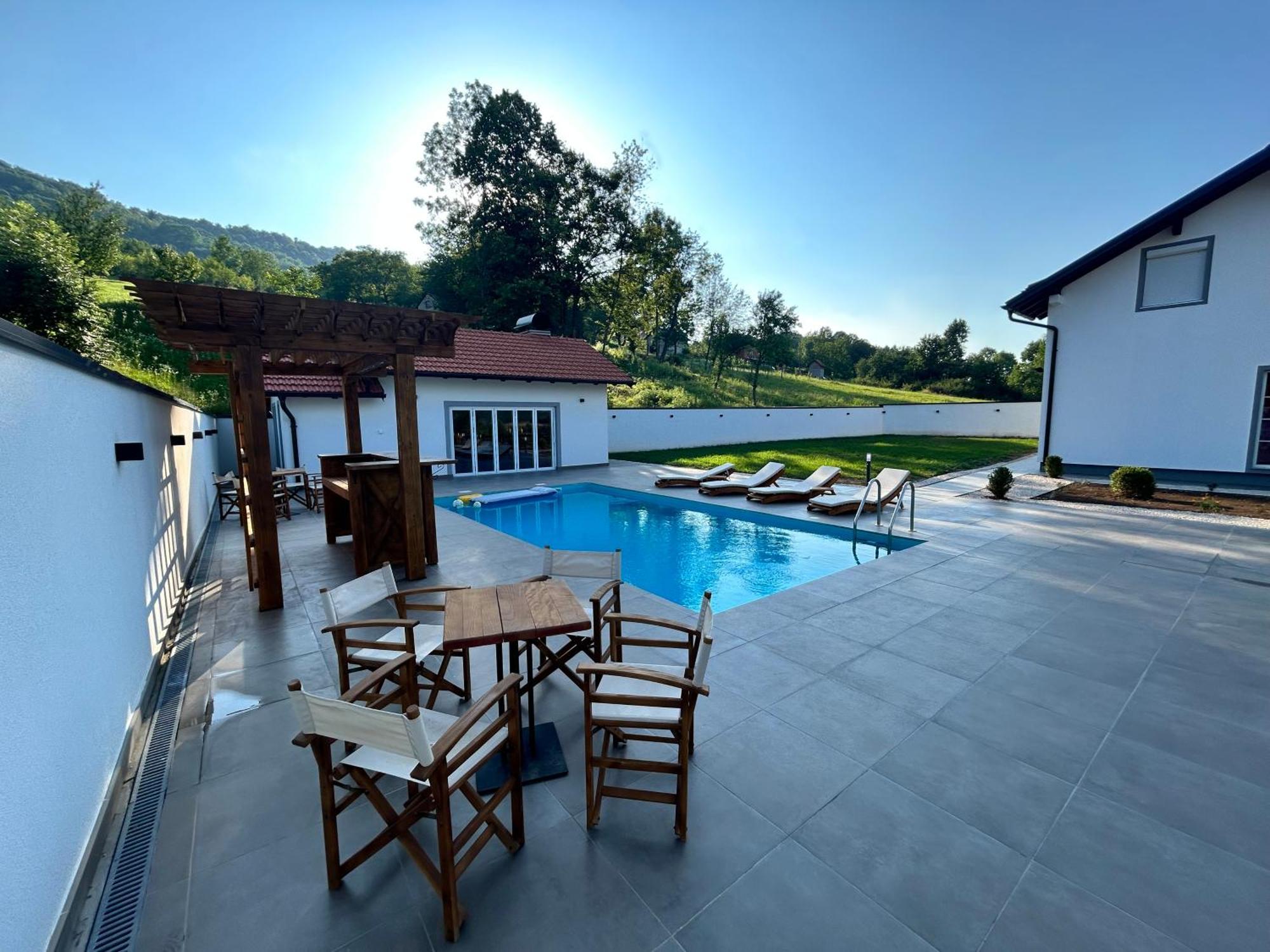 Romantic Lodge Banja Luka Buitenkant foto